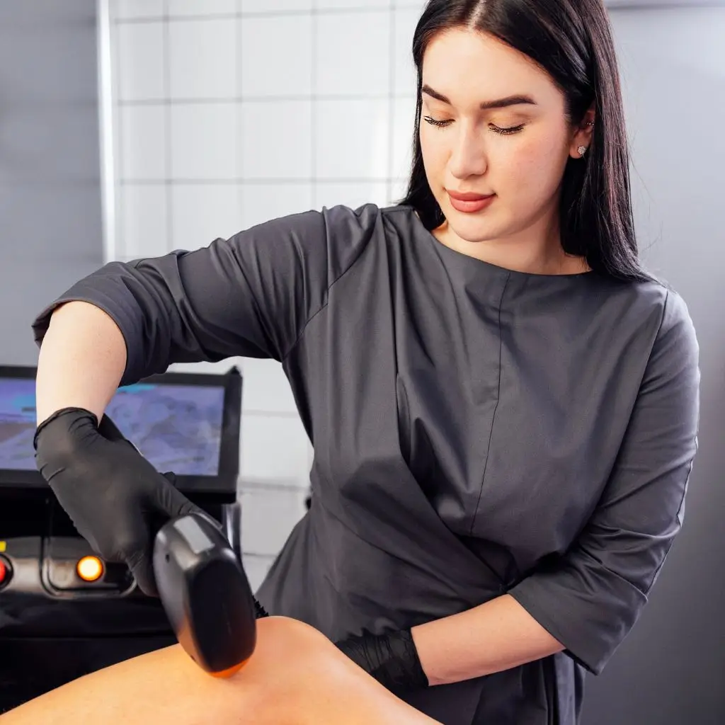 Esthetician Salon Suites for Rent